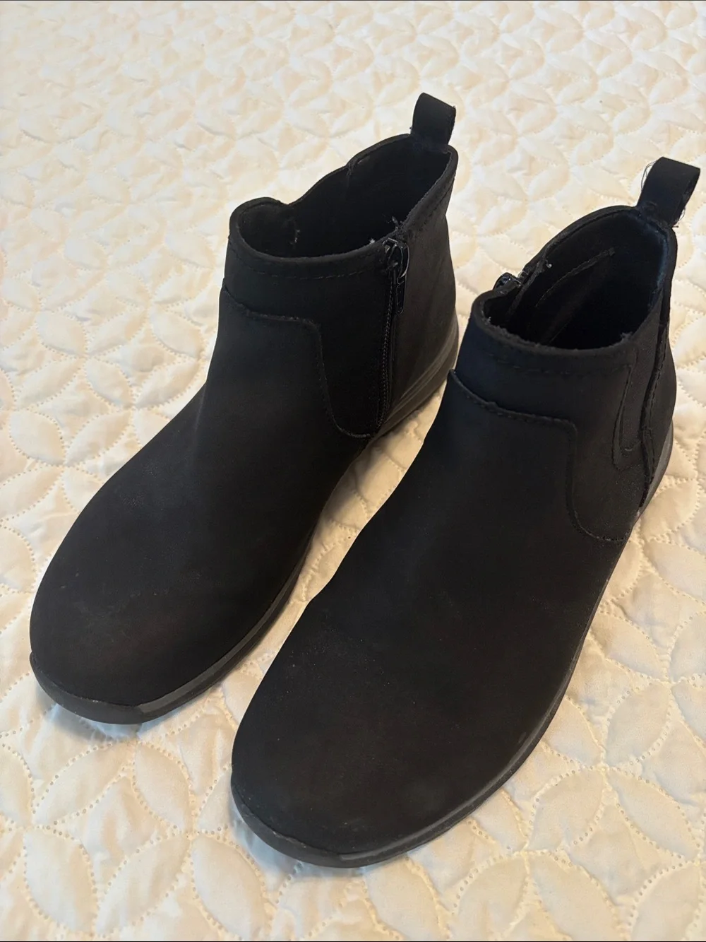 BareTraps Black Suede Ankle Booties with Side Zip size 7.5